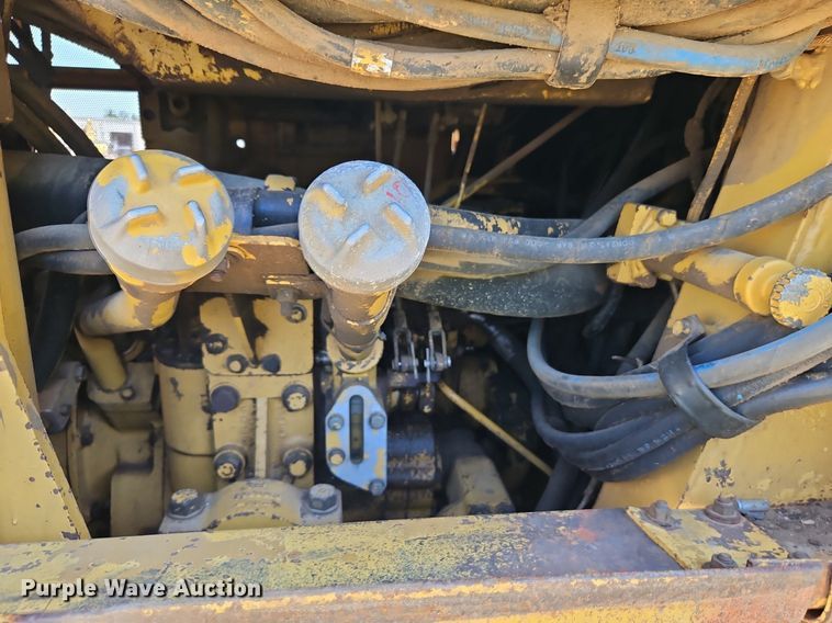 image for item DR8737 1988 Caterpillar  973 Z track loader