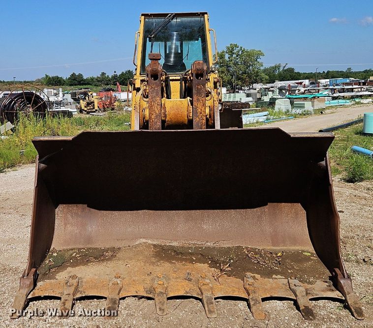 image for item DR8738 1990 Caterpillar  973 track loader