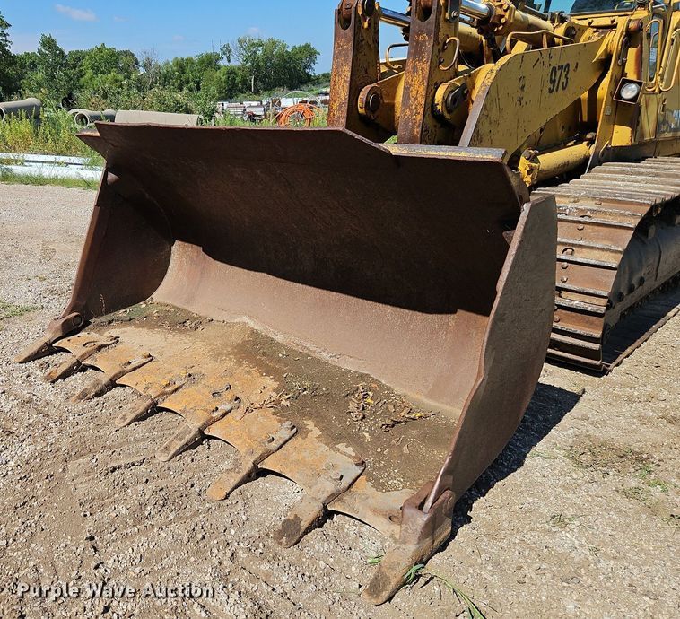 image for item DR8738 1990 Caterpillar  973 track loader