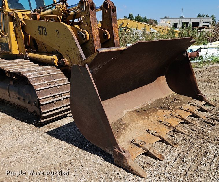 image for item DR8738 1990 Caterpillar  973 track loader