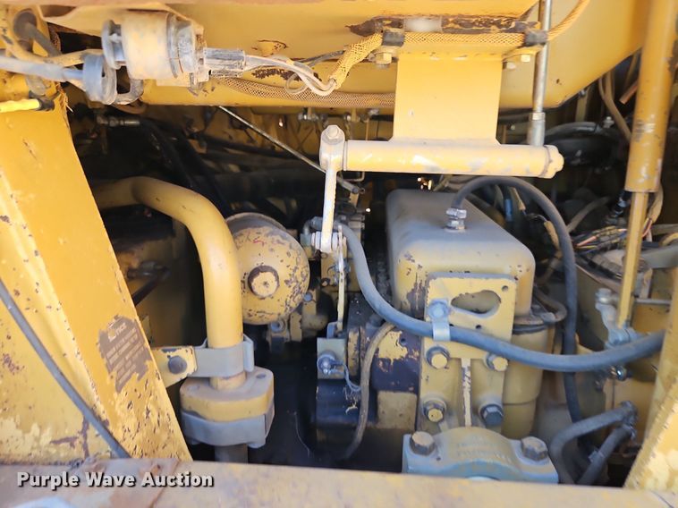 image for item DR8738 1990 Caterpillar  973 track loader