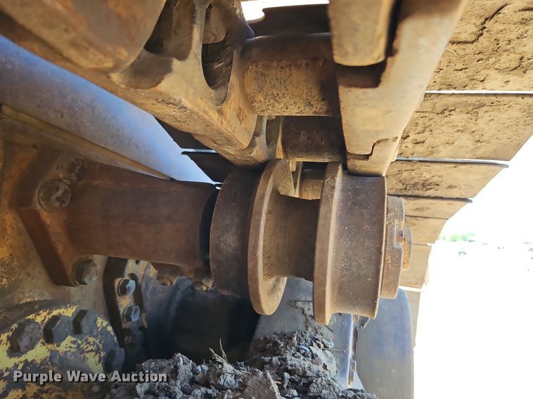 image for item DR8738 1990 Caterpillar  973 track loader