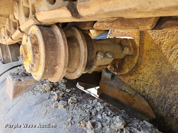 image for item DR8738 1990 Caterpillar  973 track loader