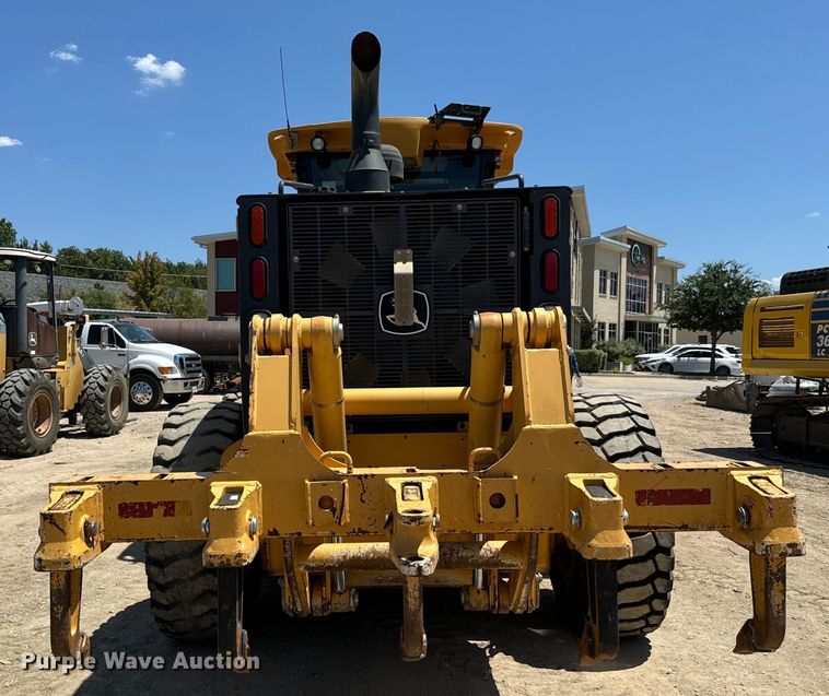 image for item DS2503 2011 John Deere 772G motor grader