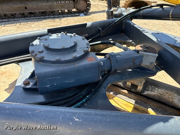 image for item DS2503 2011 John Deere 772G motor grader