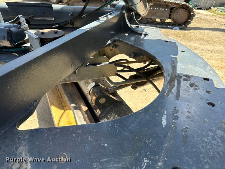 image for item DS2503 2011 John Deere 772G motor grader