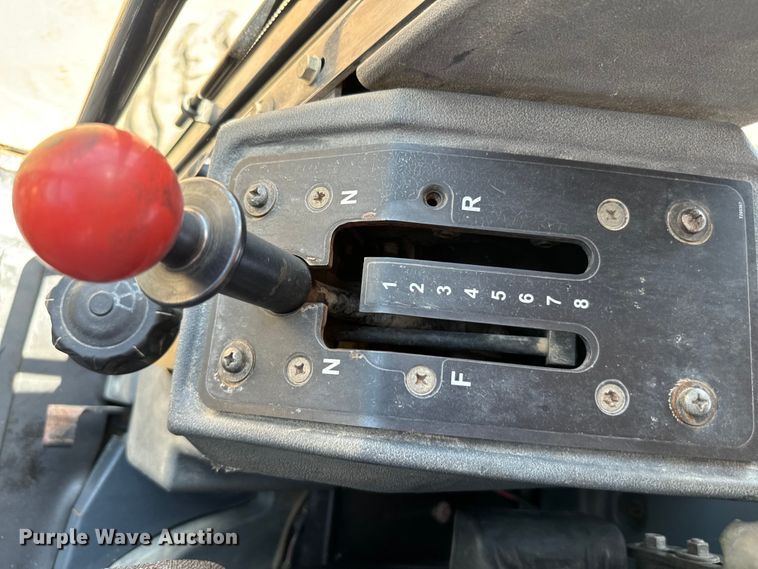 image for item DS2503 2011 John Deere 772G motor grader