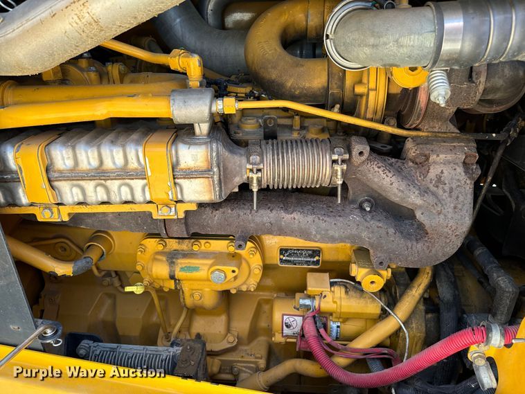 image for item DS2503 2011 John Deere 772G motor grader