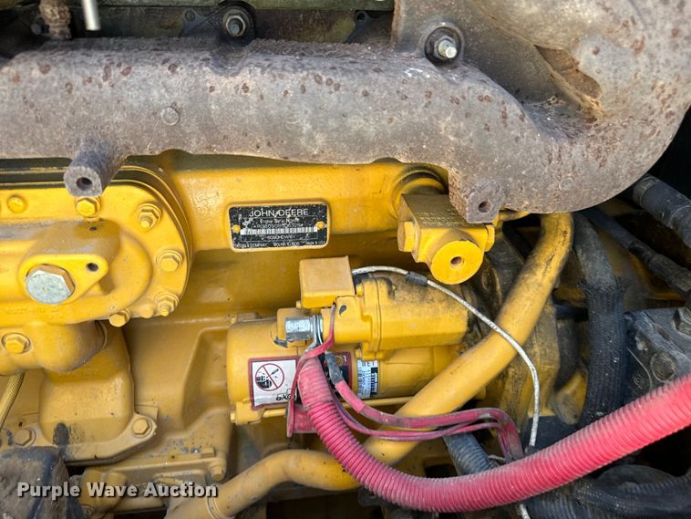 image for item DS2503 2011 John Deere 772G motor grader