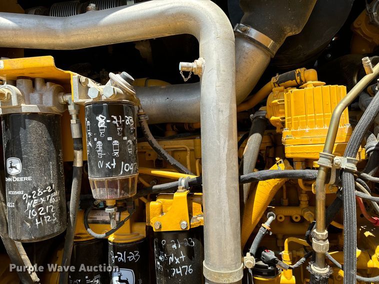 image for item DS2503 2011 John Deere 772G motor grader