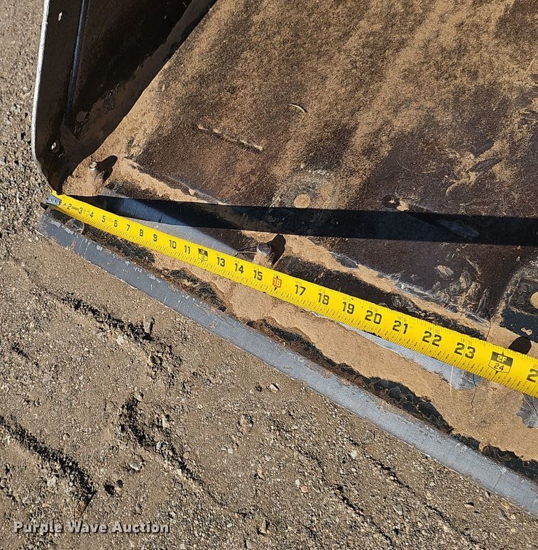 image for item DS4655 2018 Bobcat T870 tracked skid steer loader