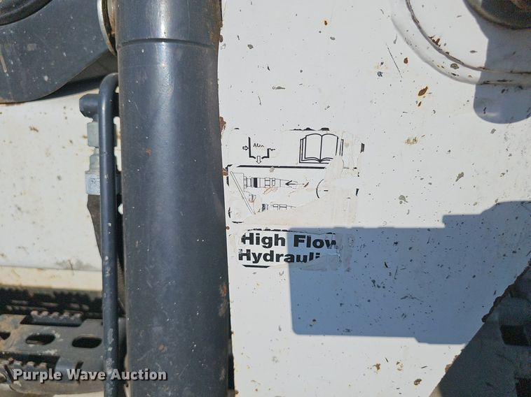 image for item DS4655 2018 Bobcat T870 tracked skid steer loader