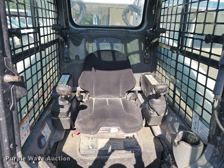 image for item DS4655 2018 Bobcat T870 tracked skid steer loader