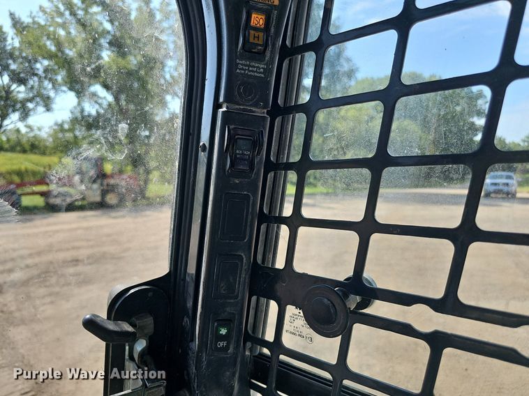 image for item DS4655 2018 Bobcat T870 tracked skid steer loader