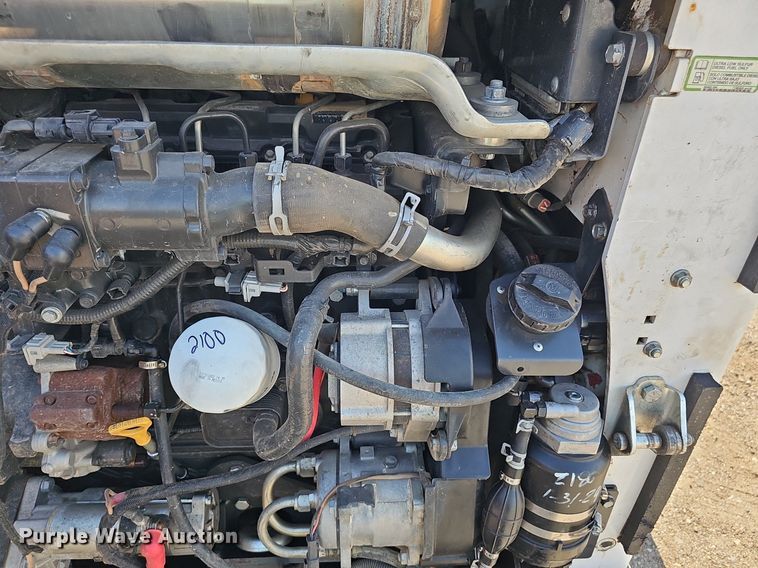 image for item DS4655 2018 Bobcat T870 tracked skid steer loader