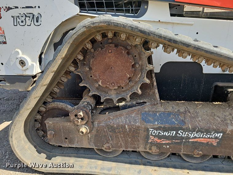 image for item DS4655 2018 Bobcat T870 tracked skid steer loader