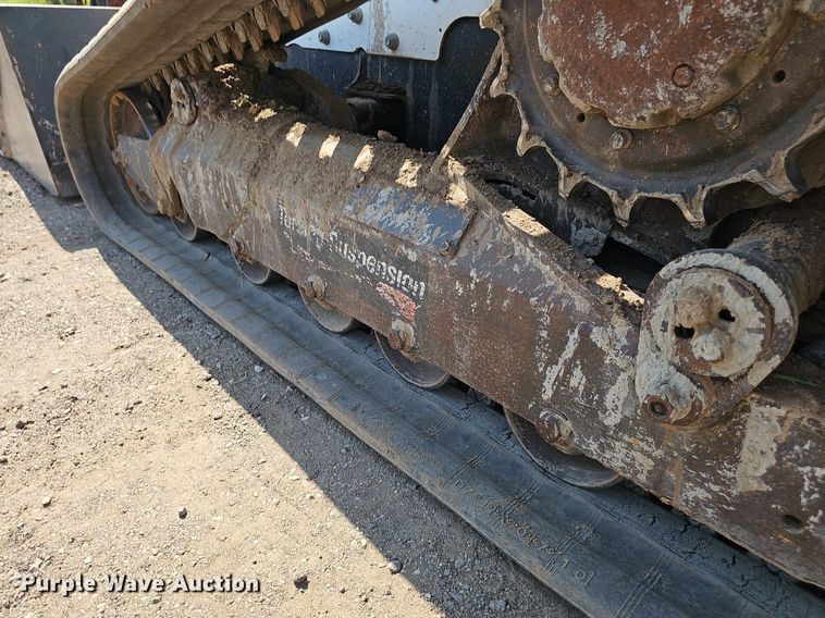 image for item DS4655 2018 Bobcat T870 tracked skid steer loader