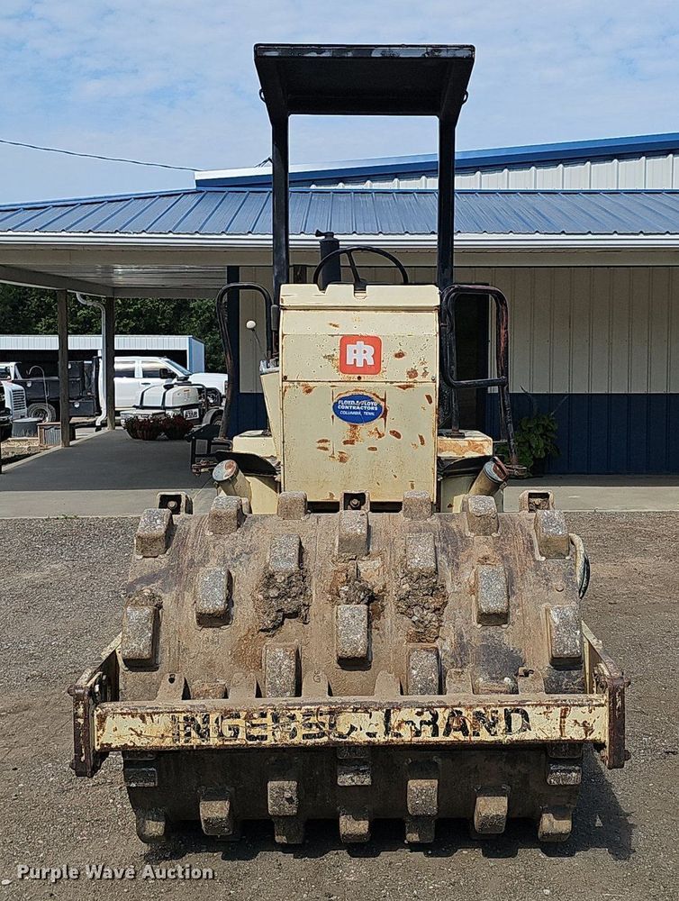 image for item DS4656 1988 Ingersoll Rand SD40D single drum vibratory roller