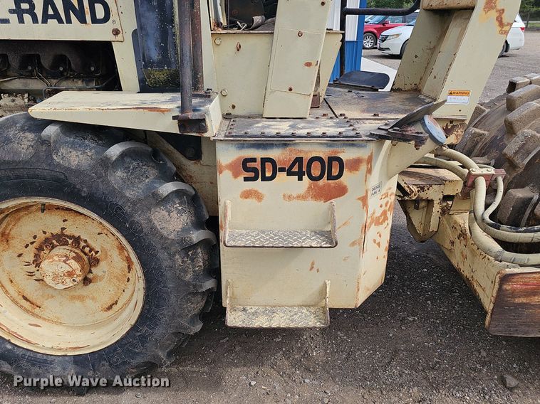 image for item DS4656 1988 Ingersoll Rand SD40D single drum vibratory roller