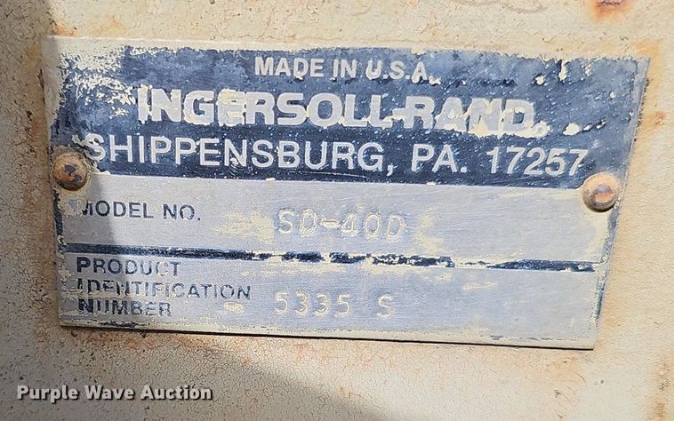 image for item DS4656 1988 Ingersoll Rand SD40D single drum vibratory roller