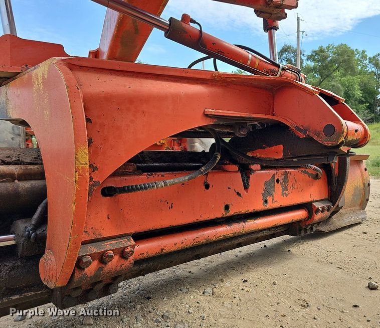 image for item DS4657 1985 John Deere 670A motor grader