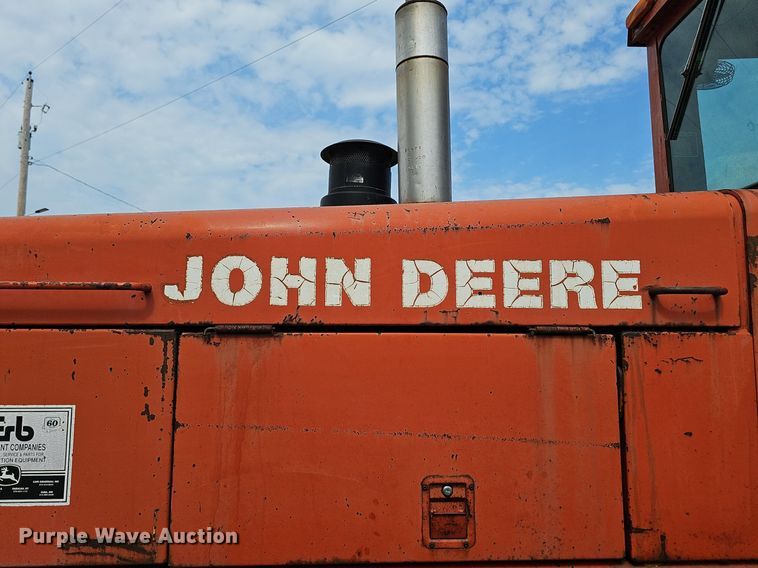 image for item DS4657 1985 John Deere 670A motor grader