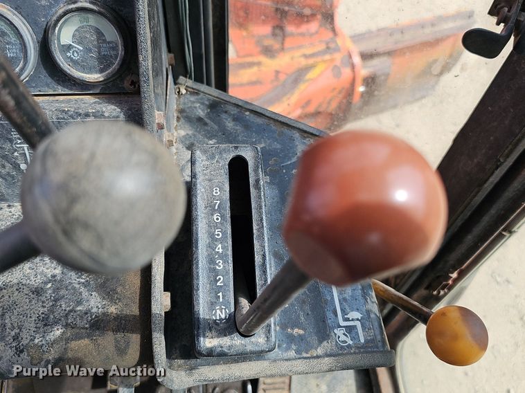 image for item DS4657 1985 John Deere 670A motor grader