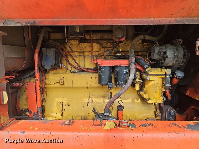 image for item DS4657 1985 John Deere 670A motor grader