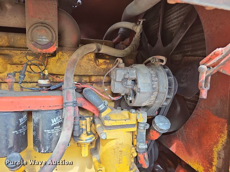 image for item DS4657 1985 John Deere 670A motor grader