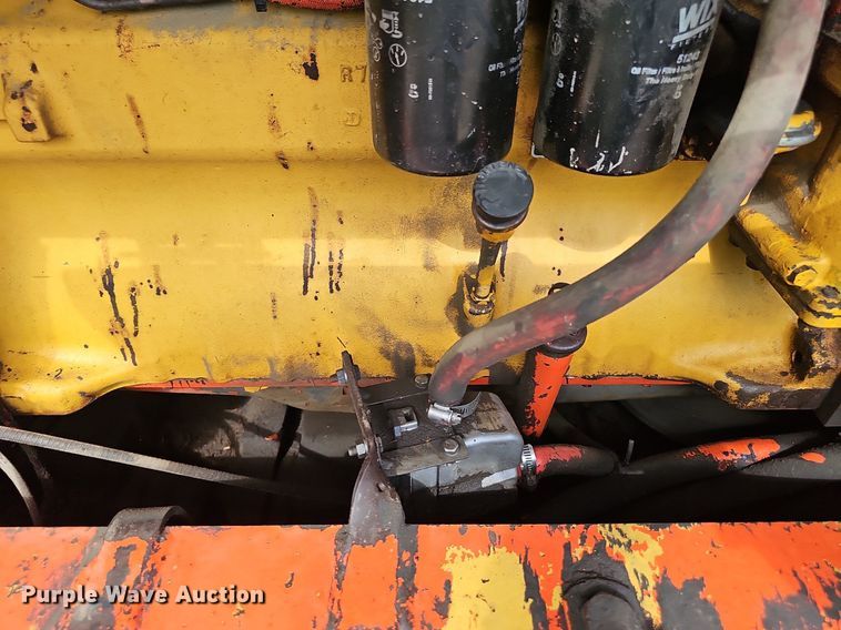 image for item DS4657 1985 John Deere 670A motor grader