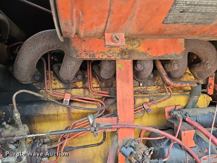 image for item DS4657 1985 John Deere 670A motor grader