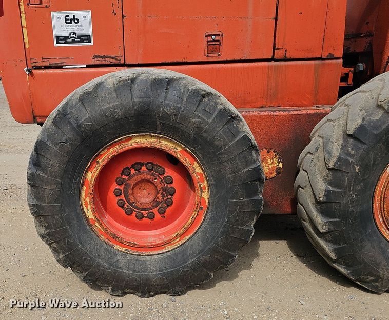 image for item DS4657 1985 John Deere 670A motor grader