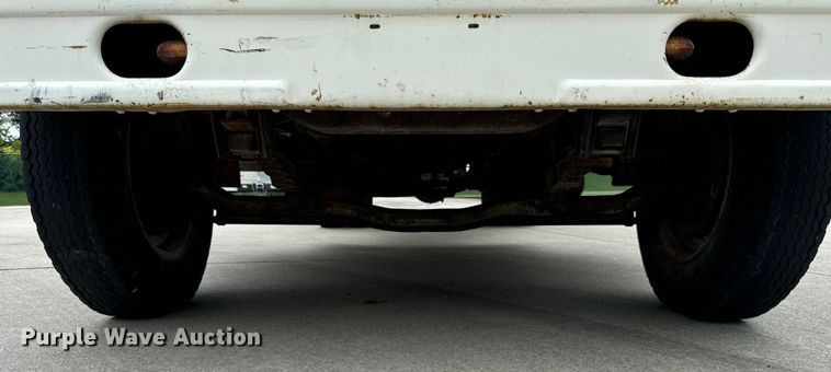 image for item DV5865 1972 Ford  F600 with Vermeer tree spade