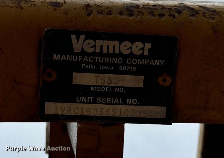 image for item DV5865 1972 Ford  F600 with Vermeer tree spade