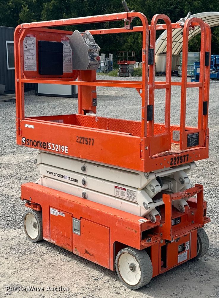 image for item DX1011 2019 Snorkel S3219E scissor lift