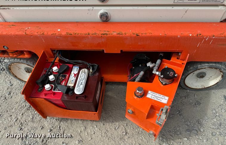 image for item DX1011 2019 Snorkel S3219E scissor lift