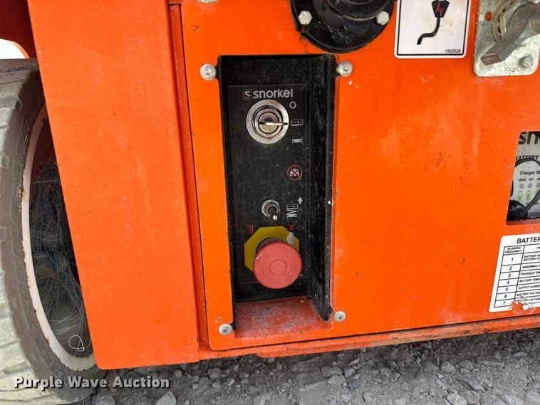 image for item DX1011 2019 Snorkel S3219E scissor lift