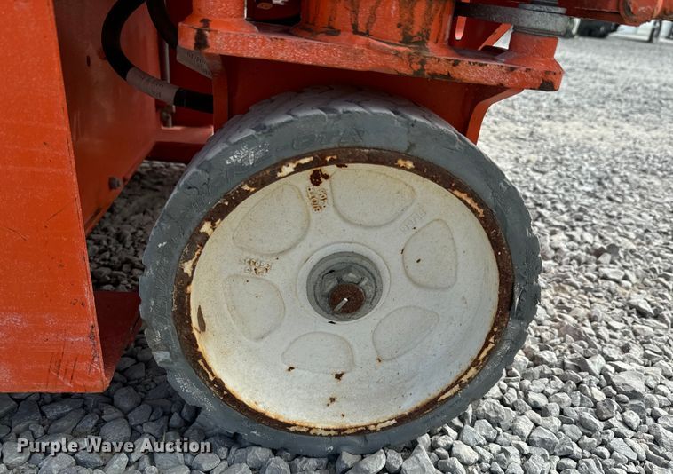 image for item DX1011 2019 Snorkel S3219E scissor lift