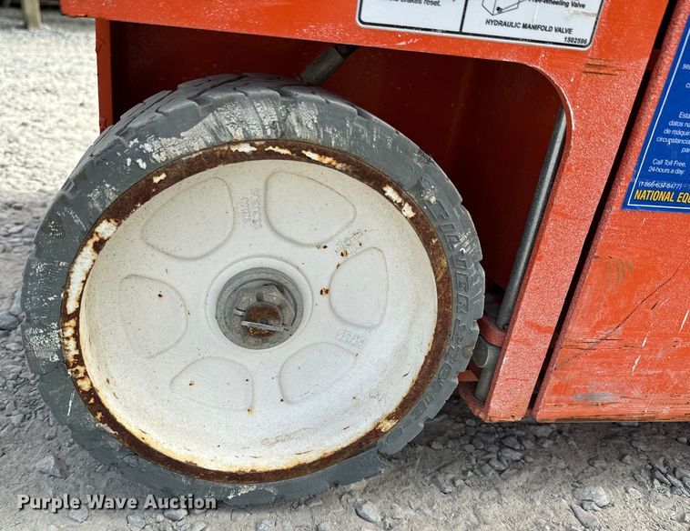 image for item DX1011 2019 Snorkel S3219E scissor lift