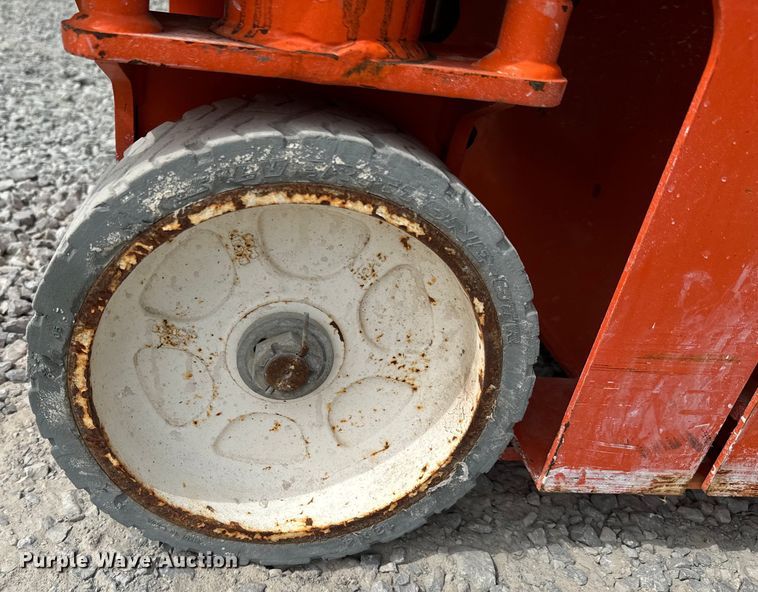 image for item DX1011 2019 Snorkel S3219E scissor lift