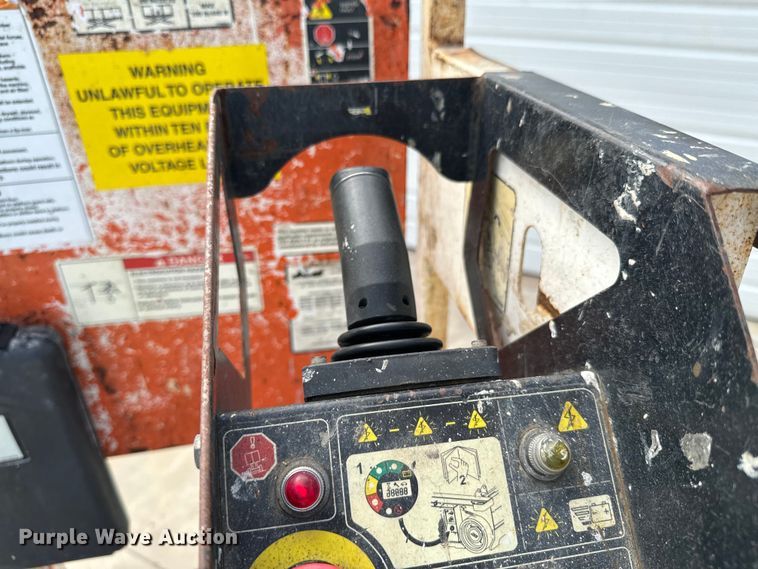 image for item DX1012 2015 JLG 1932RS scissor lift