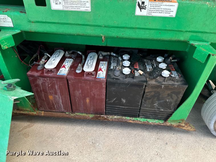 image for item DX1012 2015 JLG 1932RS scissor lift