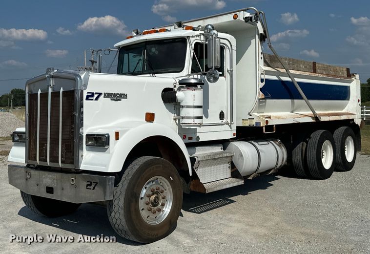 image for item DX1033 1994 Kenworth W900B dump truck