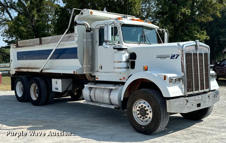 image for item DX1033 1994 Kenworth W900B dump truck