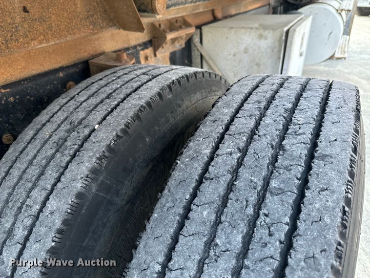 image for item DX1033 1994 Kenworth W900B dump truck