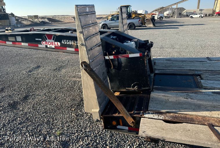 image for item DX3516 1986 Trail King 1552-4800 lowboy equipment trailer