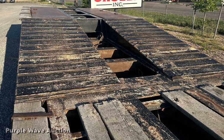 image for item DX3516 1986 Trail King 1552-4800 lowboy equipment trailer