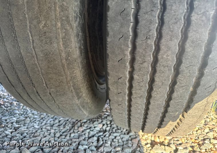 image for item DX3516 1986 Trail King 1552-4800 lowboy equipment trailer