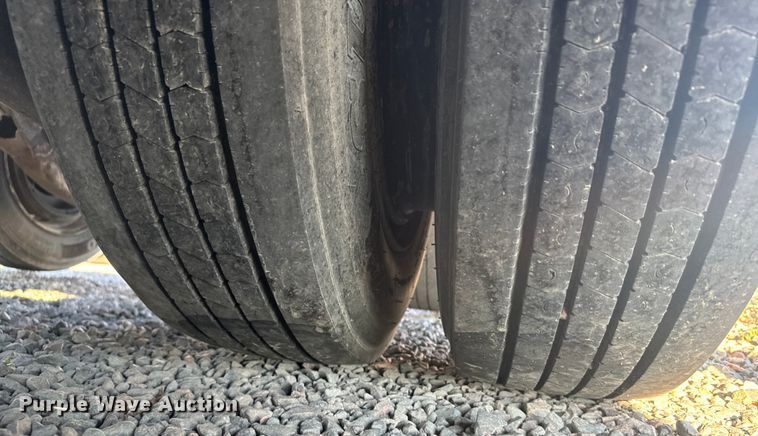 image for item DX3516 1986 Trail King 1552-4800 lowboy equipment trailer