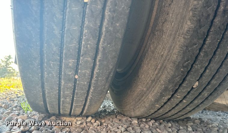 image for item DX3516 1986 Trail King 1552-4800 lowboy equipment trailer